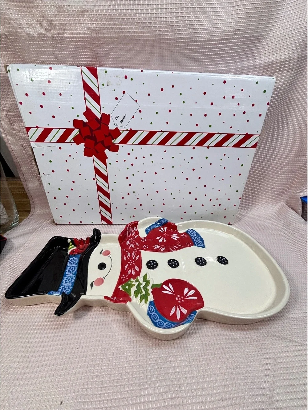 Temp-tations ceramic snowman serving platter featuring a cheerful snowman